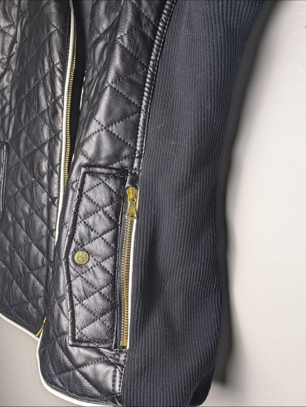 By Together Black Quilted Sleeveless Vest L Gold Hardware Equestrian Moto Ski - Picture 13 of 13